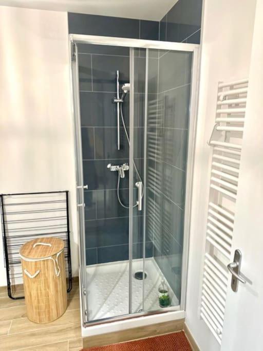 Appartement Marcel Meaux Luaran gambar